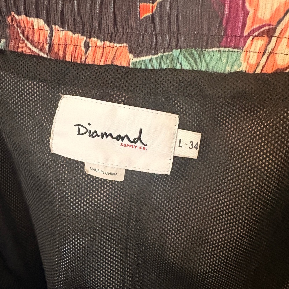 Diamond Supply Co. Multicolor Leaf Pattern Shorts - image 3